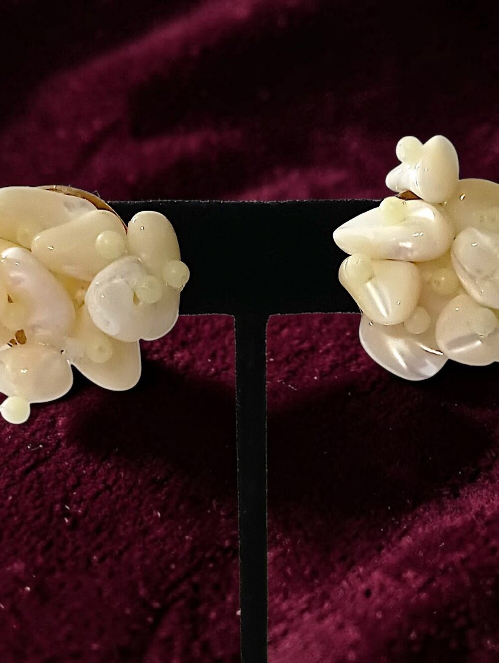 Vintage MOP Cluster Button Earrings MCM Mother Of Pearl Beaded Clip On Creamy
